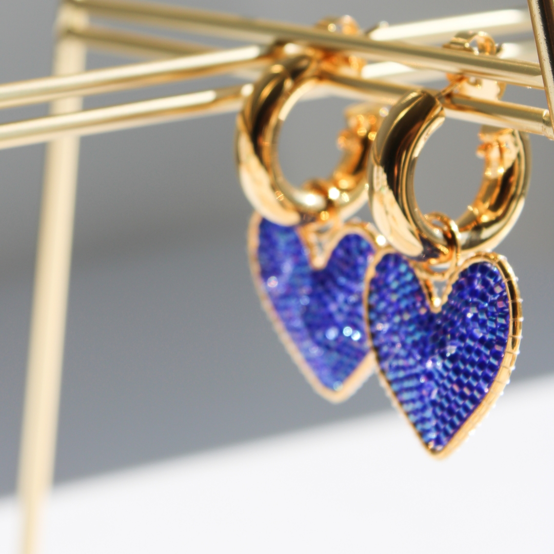 Woven heart blue